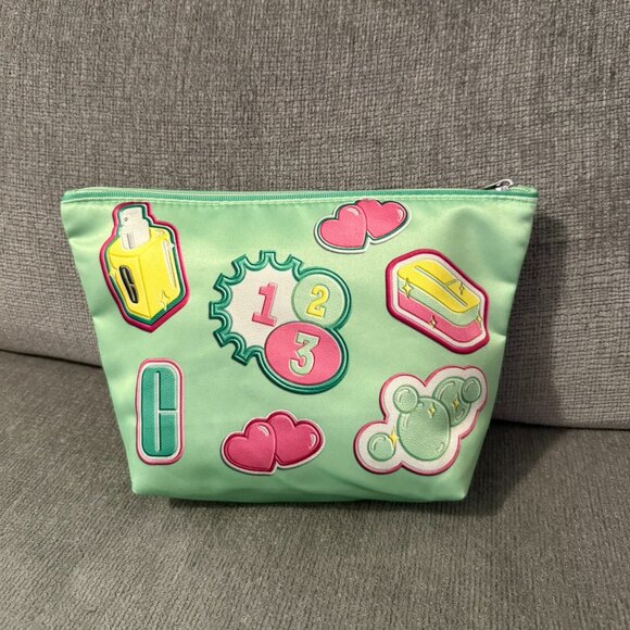 Clinique Set of 9 Skin Cares/ Make Ups Travel/Gift Set With Cosmetic Bag - Picture 10 of 12